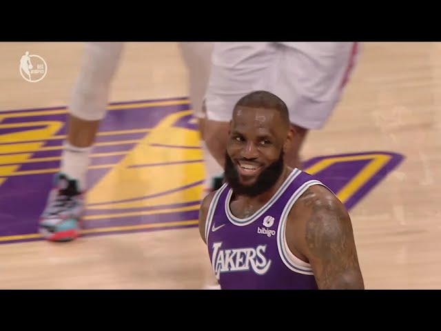 LeBron Can Only Smile After Patented Come From Behind Block 🔥